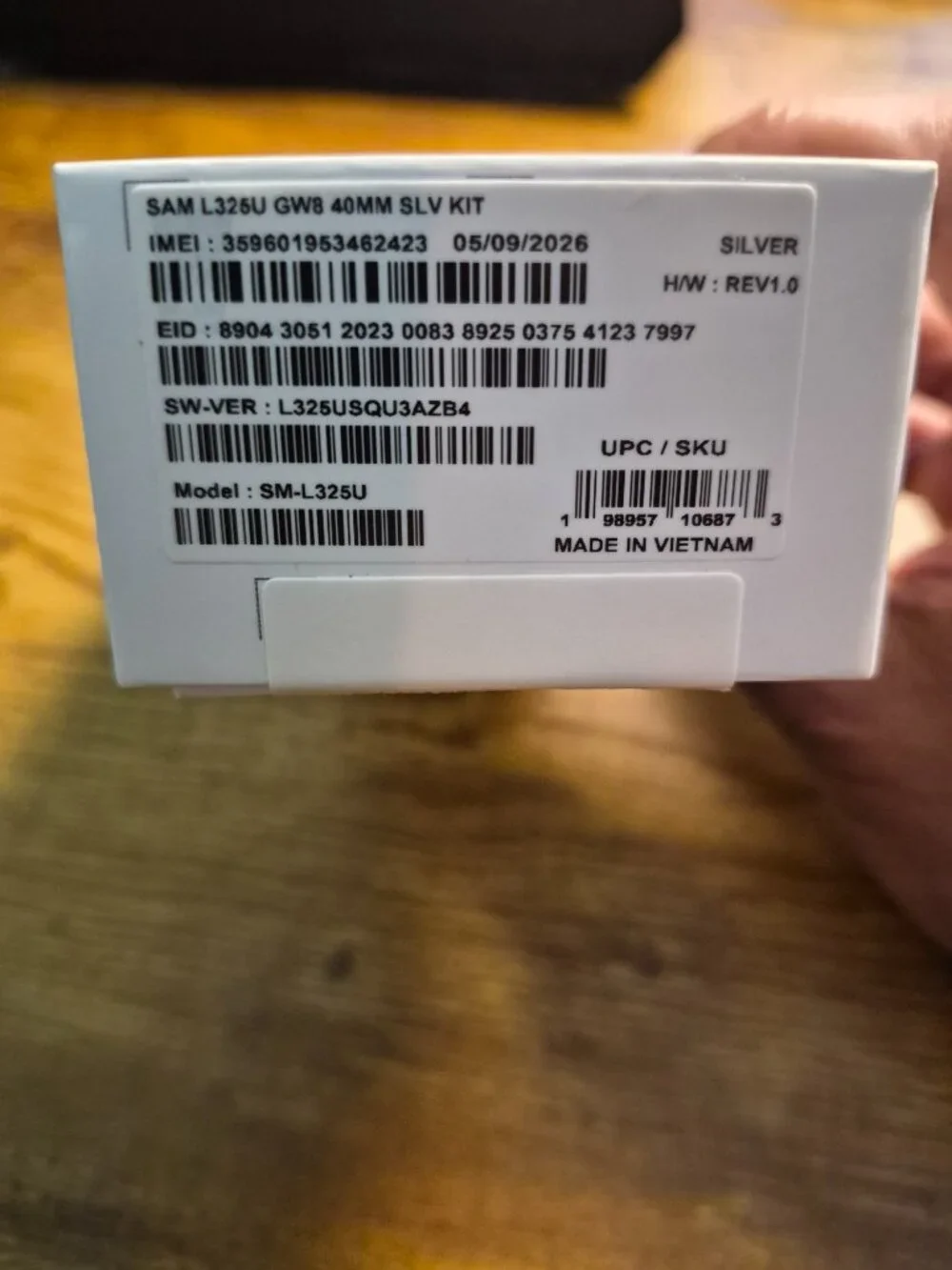 Samsung Galaxy Watch8, 40mm, Silver, LTE/WiFi/Bluetooth/GPS Capable, NEW IN BOX!